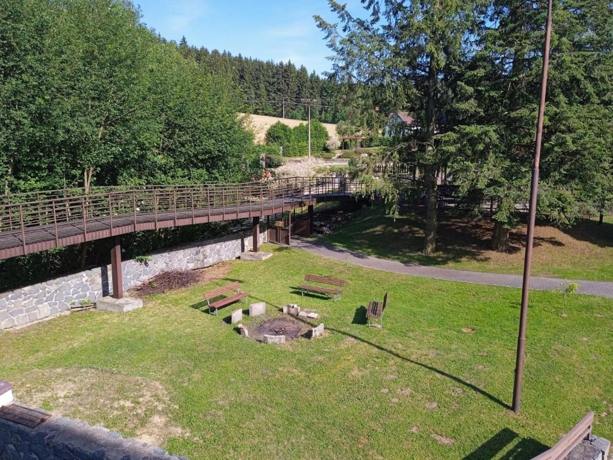 Hotel Forestyma Hodonín Extérieur photo